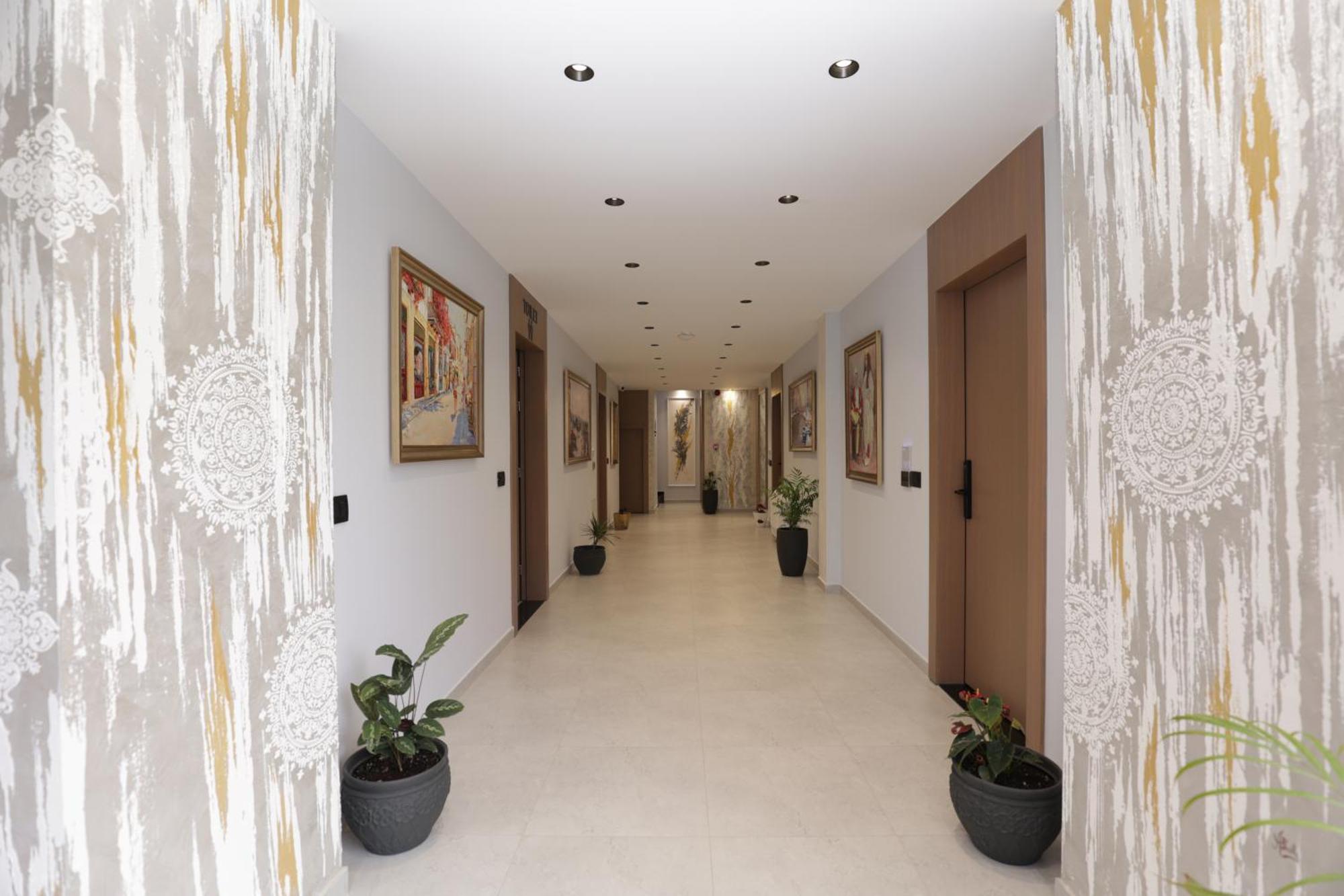 Residence Inn Hotel Tirana Exterior photo